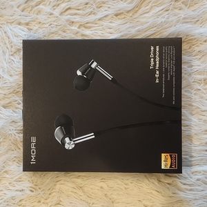 1More triple driver in-ear headphones, limited edition